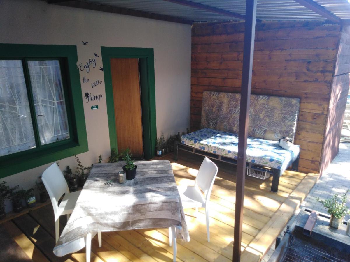 Xenia Bed & Breakfast Windhoek Exteriör bild