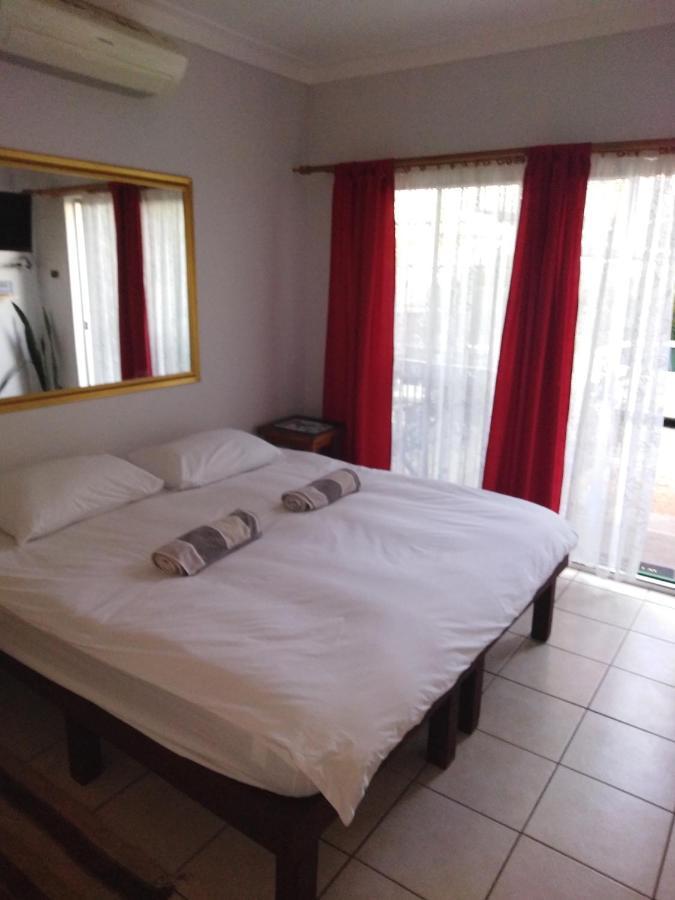 Xenia Bed & Breakfast Windhoek Exteriör bild