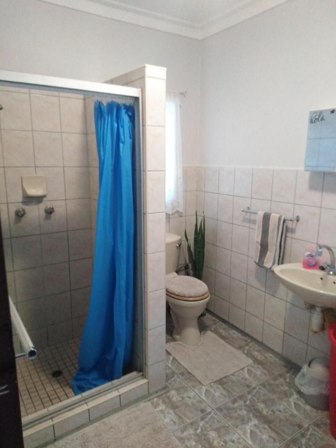 Xenia Bed & Breakfast Windhoek Exteriör bild