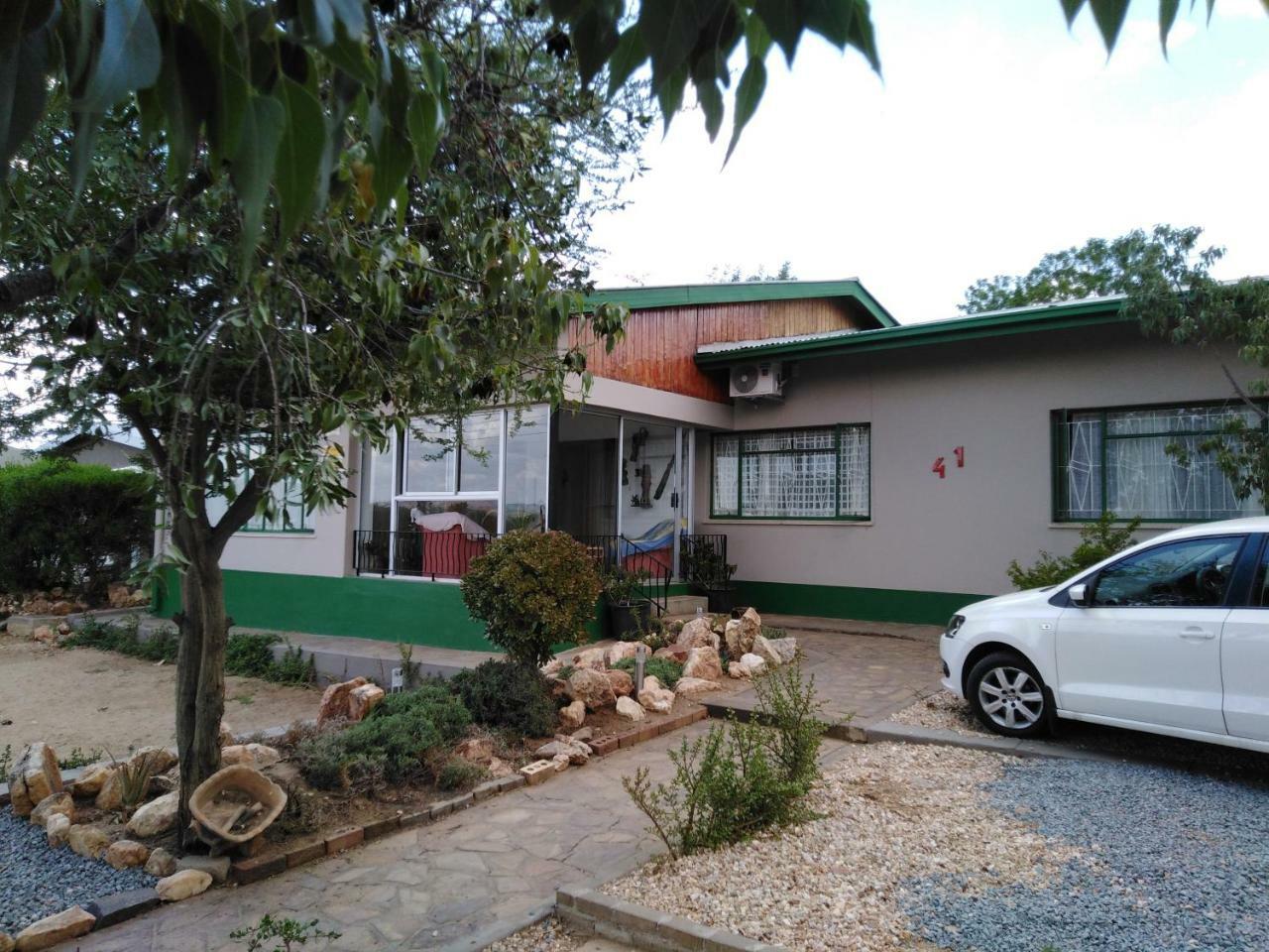 Xenia Bed & Breakfast Windhoek Exteriör bild